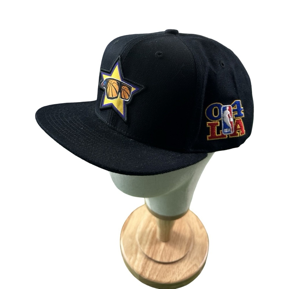 Mitchell & Ness 2004 All Star Snapback Wool Blend Hat Black NBA LA Sunglasses